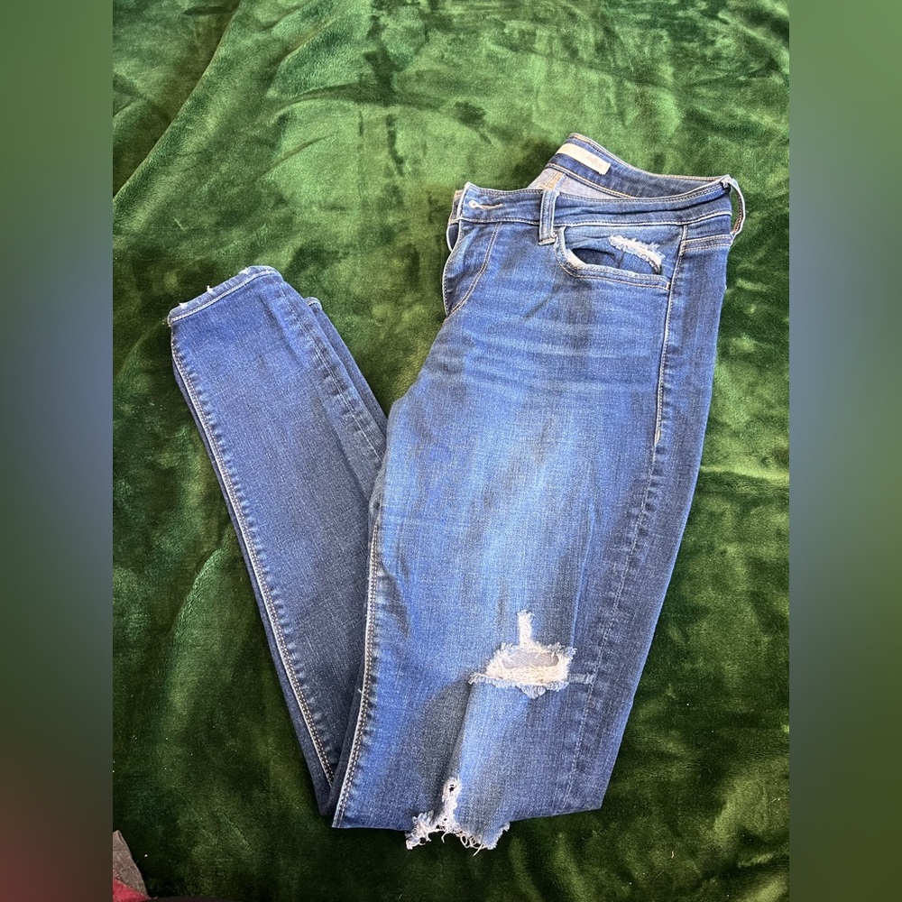 Women's Daytrip Distressed Jeans
